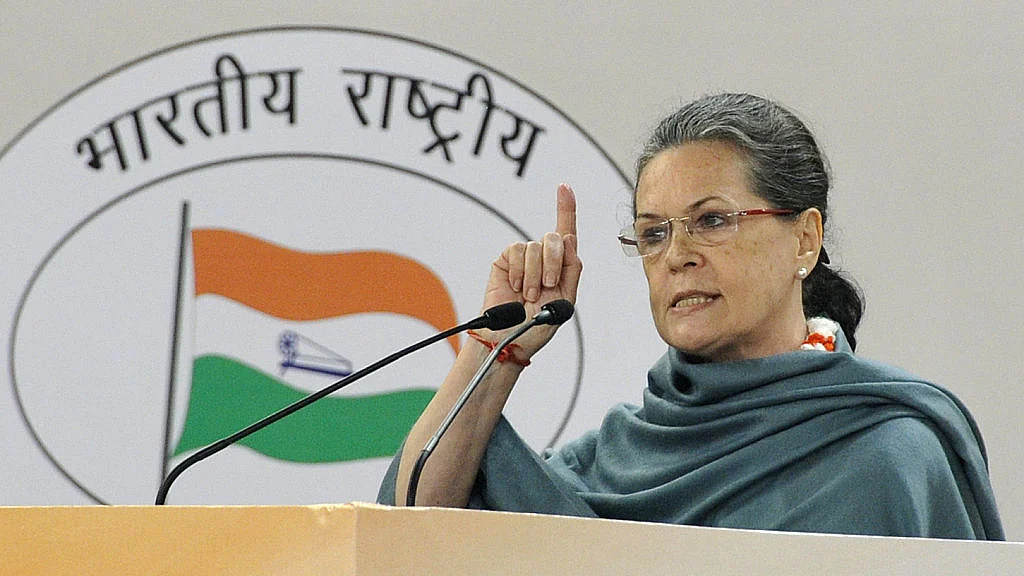 सोनिया गांधी की कांग्रेस शासित राज्यों को सलाह, संविधान में तलाशें केंद्र के कृषि कानून को बेअसर करने का तोड़
