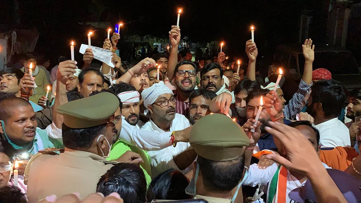 बड़ी खबर LIVE: उपराष्ट्रपति वेंकैया नायडू कोरोना पॉजिटिव, पत्नी की रिपोर्ट निगेटिव, होम क्वारंटीन में रहेंगे