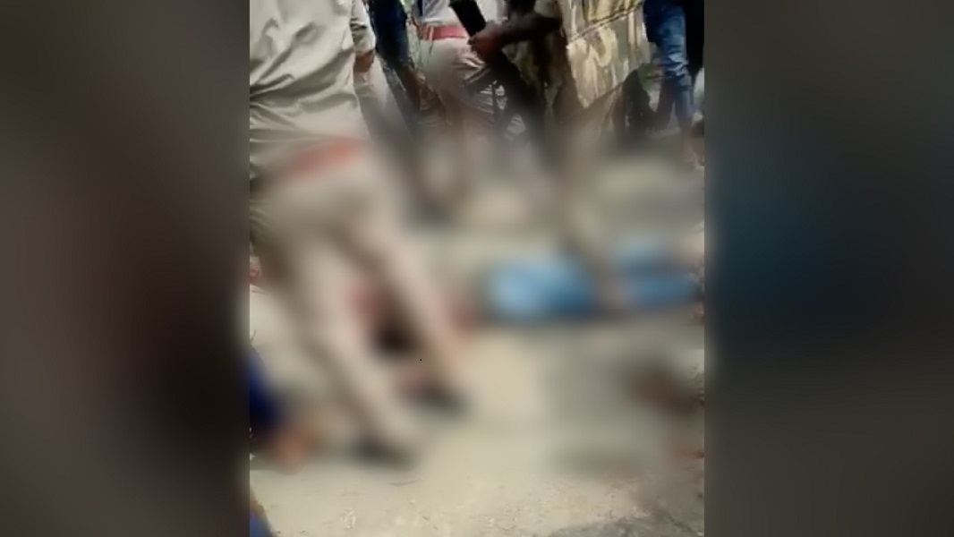 हत्यारोपी की मॉब लिंचिंग पर योगी सरकार को मानवाधिकार आयोग का नोटिस, पुलिस की मौजूदगी में घटना पर मांगा जवाब