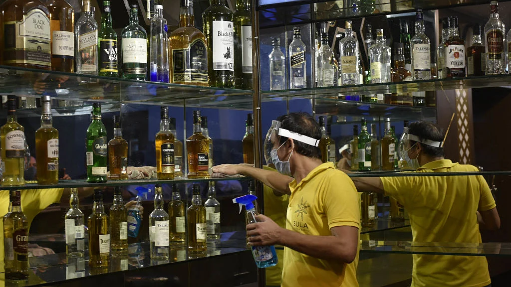 9 सितंबर से खुलेंगे दिल्ली के पब और बार, लेकिन बदला-बदला नजर आएगा कोरोना काल में 'जाम' परोसने का तरीका