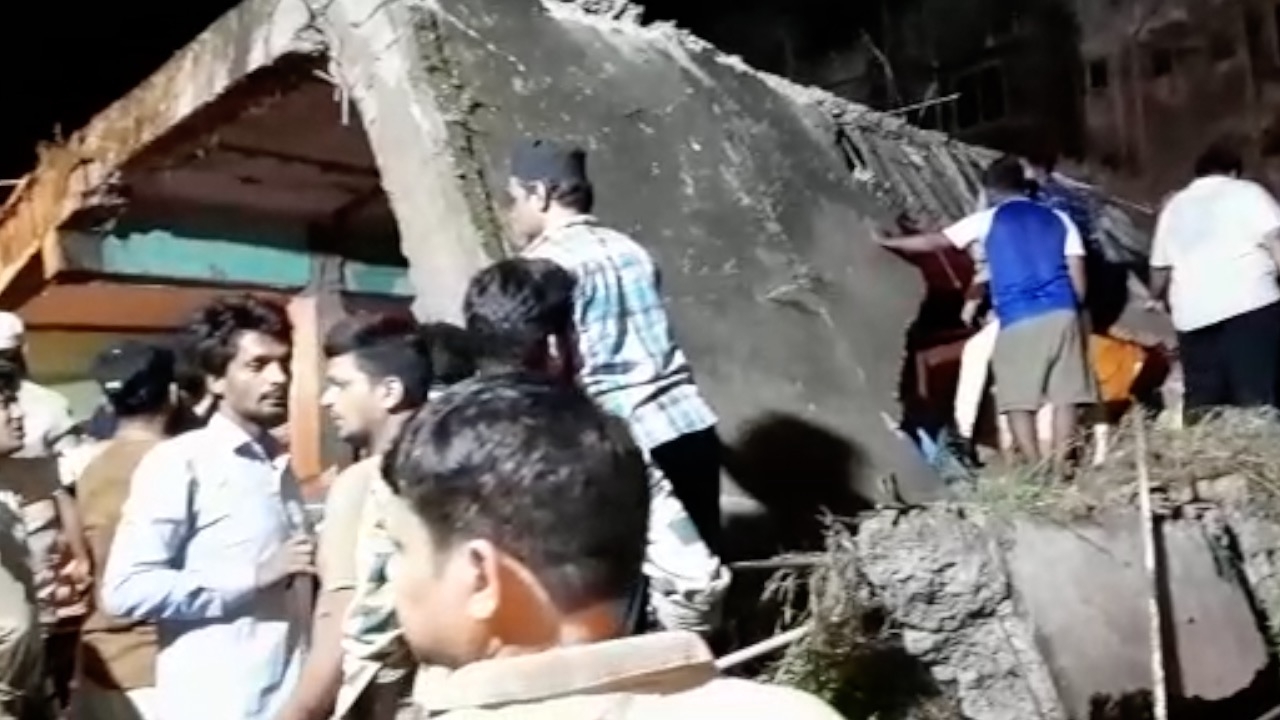 भिवंडी हादसा अपडेट: अब तक 20 लोगों की मौत, 25 से ज्यादा लोगों को मलबे से निकाला गया, बचाव कार्य जारी
