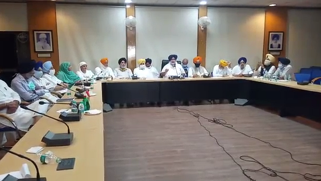 बड़ी खबर LIVE: अकाली दल ने एनडीए से नाता तोड़ने का फैसला किया, कृषि विधेयकों के खिलाफ लिया फैसला