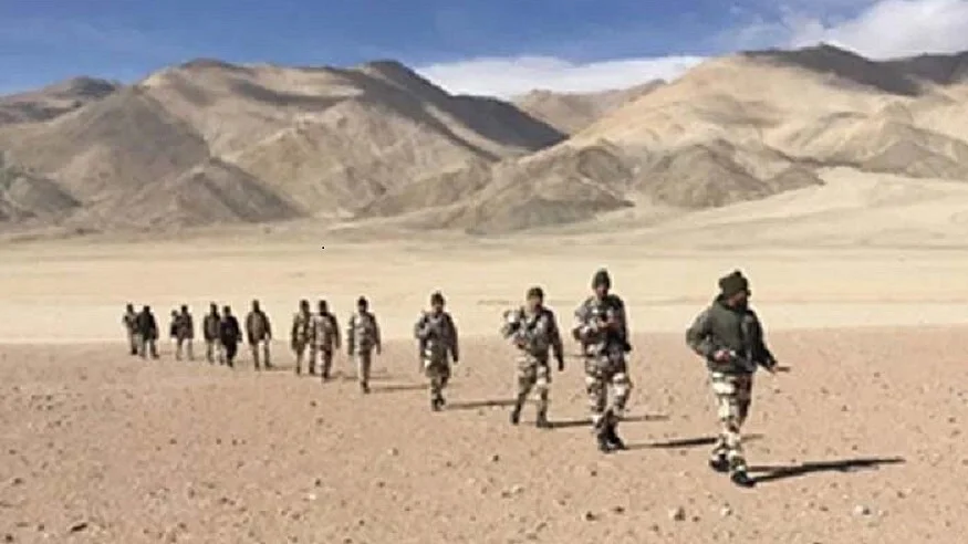 पैंगोंग त्सो पर भारत-चीन के बीच गतिरोध बरकरार, तनाव के बीच चौथे दिन भी सैन्य वार्ता रही बेनतीजा