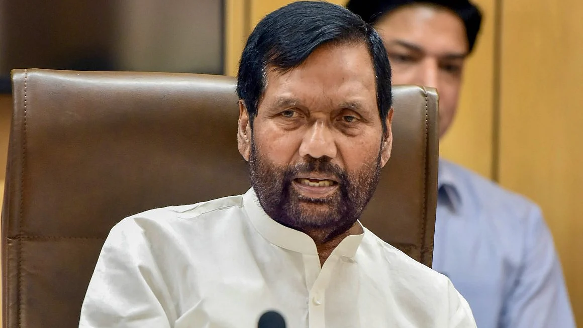राम विलास पासवान का 74 साल की उम्र में निधन, 2 अक्टूबर को दिल्ली के अस्पताल में हुई हार्ट सर्जरी