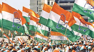 बिहार चुनावः कांग्रेस के स्टार प्रचारकों की लिस्ट जारी, सोनिया, राहुल, मनमोहन के साथ प्रियंका भी करेंगी प्रचार
