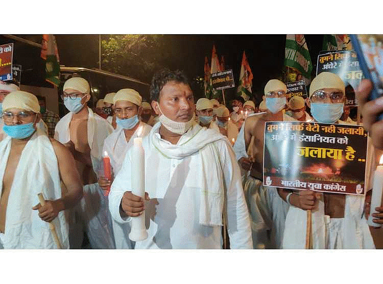 बड़ी खबर LIVE: जंतर-मंतर पर प्रदर्शन करने वालों के खिलाफ केस दर्ज, किसान  कांग्रेस नेताओं पर भी मुकदमा