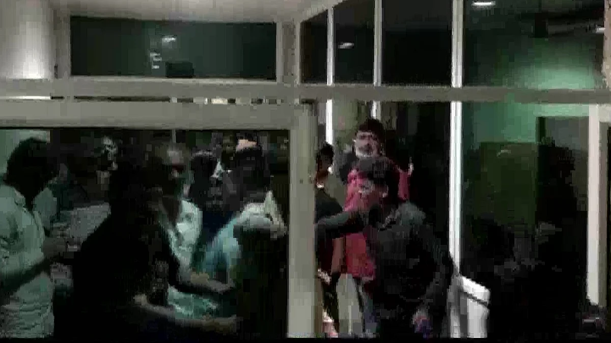 हिंसक हुआ बिहार चुनाव: शिवहर के प्रत्याशी की गोली मारकर हत्या, कार्यकर्ताओं ने 1 आरोपी को पीट-पीट कर मार डाला