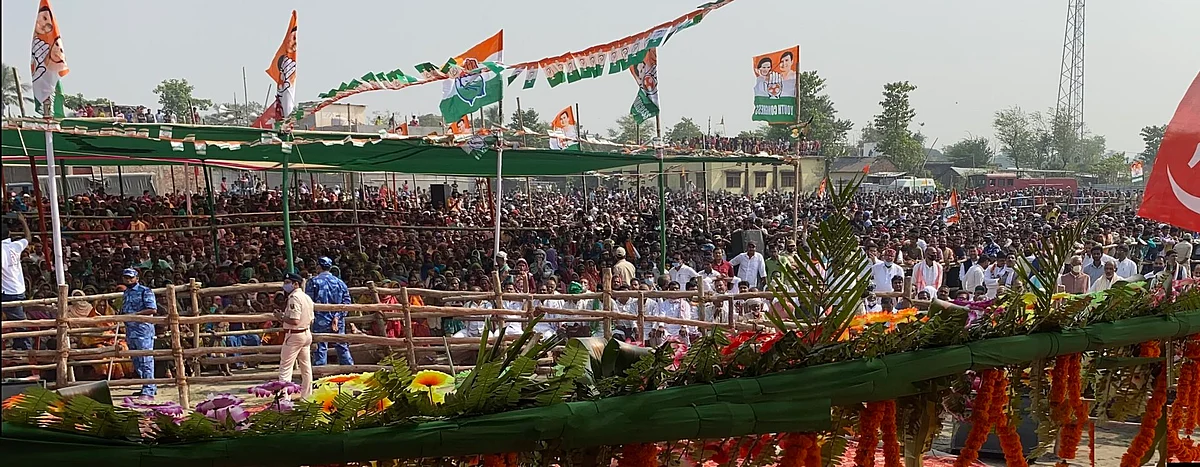 बिहार चुनावः राहुल गांधी ने मधेपुरा में शरद यादव की बेटी के लिए किया प्रचार, मोदी-नीतीश पर बोला जोरदार हमला