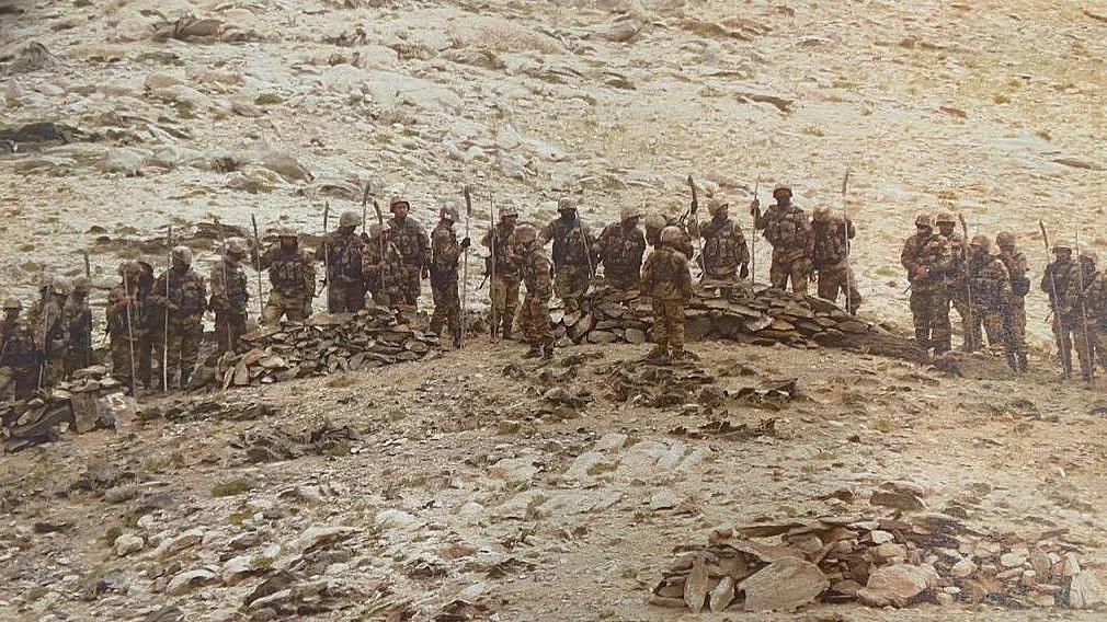 दुनिया की 5 बड़ी खबरें: चीनी सैनिकों का सर्द मौसम में मनोबल गिरा और दक्षिण कोरिया के पॉस्को प्लांट में विस्फोट