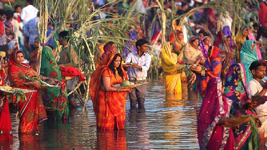 छठ महापर्व को लेकर यूपी सरकार ने जारी की गाइडलाइंस, घाटों पर पूजा करने जाने से पहले पढ़ लें ये नियम