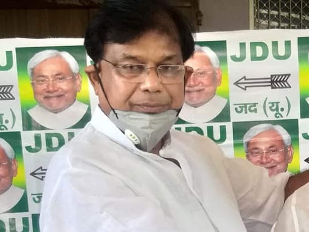 बिहार: 48 घंटे के अंदर ही भ्रष्टाचार के आरोप में घिरी एनडीए सरकार, शिक्षा मंत्री मेवालाल चौधरी की छुट्टी के आसार