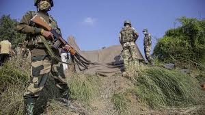 अटारी बॉर्डर के पास BSF ने दो पाकिस्तानियों को मार गिराया, घुसपैठ की कोशिश को किया नाकाम
