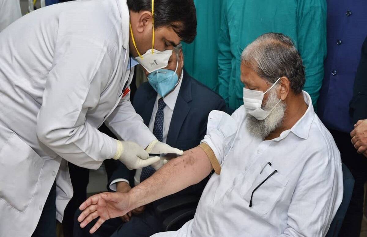 हरियाणा के स्वास्थ्य मंत्री अनिल विज वैक्सीन लेने के बावजूद हुए कोरोना संक्रमित, अस्पताल में भर्ती