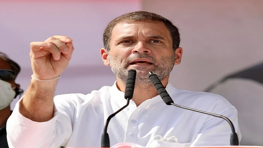 देश वासियों को फ्री में मिलेगी कोरोना वैक्सीन? PM, BJP, स्वास्थ्य मंत्रालय के बयानों में विरोधाभास पर राहुल का सवाल