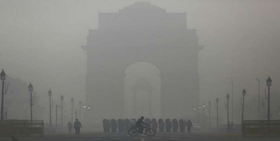 दिसंबर में दिल्ली वासियों पर ‘डबल अटैक’! कड़ाके की सर्दी के साथ हवा की गुणवत्ता भी बेहद खराब, बढ़ी मुश्किलें