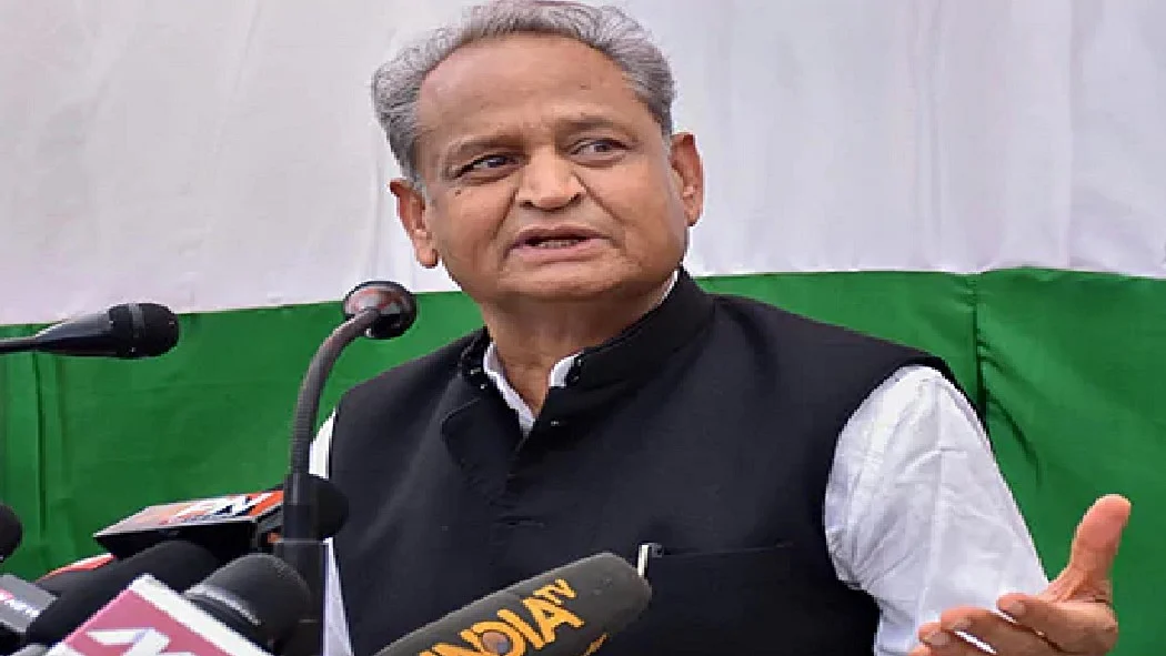 CM अशोक गहलोत की प्रधानमंत्री मोदी से अपील, कहा- अहंकार छोड़ें PM, कृषि कानूनों को लें वापस