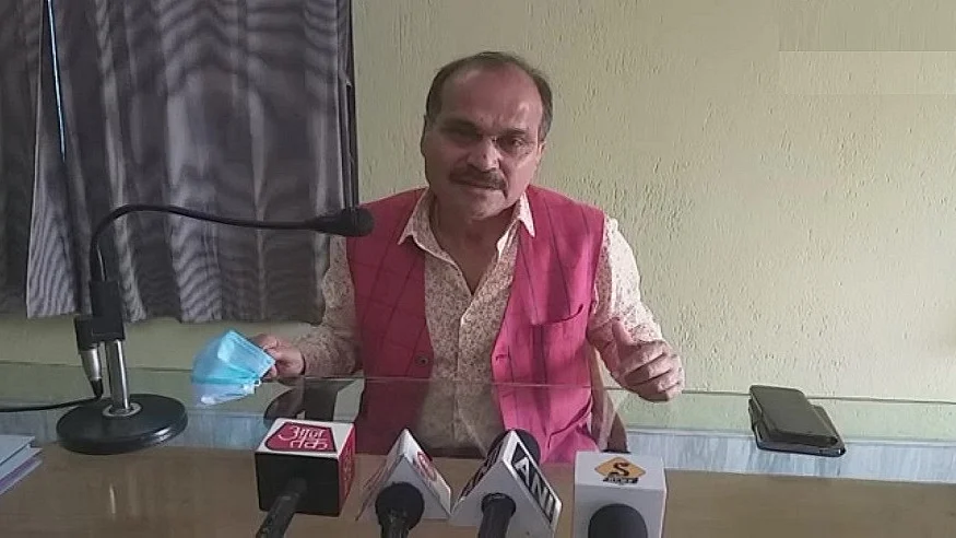 Farmers Protest LIVE: अधीर रंजन चौधरी बोले- सरकार नहीं चाहती संसद चले, सदन चलते ही किसानों के मुद्दे आ जाएंगे सामने