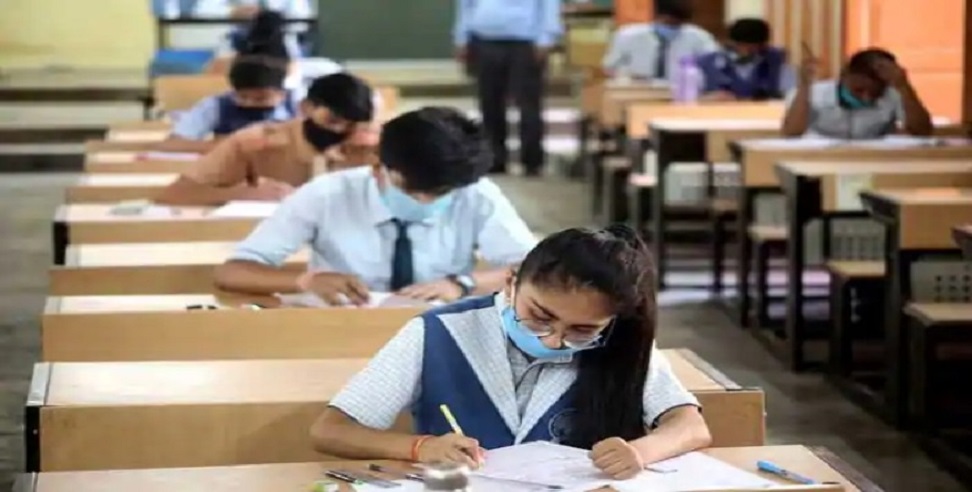 CBSE की परीक्षाओं की तारीखों का इस दिन होगा ऐलान, केंद्रीय शिक्षा मंत्री निशंक ने दी जानकारी