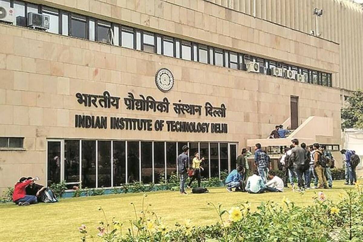 इस साल 3 जुलाई को होगी JEE एडवांस की परीक्षा, शिक्षा मंत्री निशंक ने किया ऐलान
