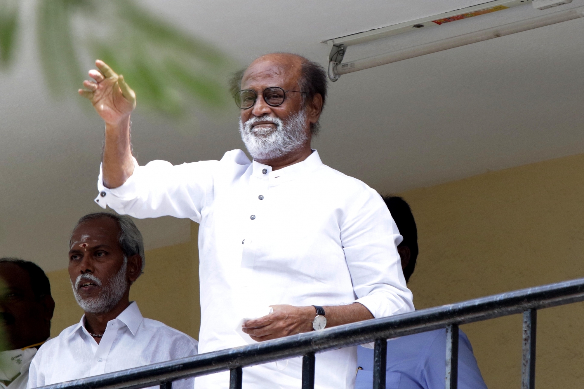 DMK में शामिल हुए RMM के कई सदस्य, पार्टी बोली- नेता कहीं भी जाने के लिए स्वतंत्र, लेकिन याद रहे...