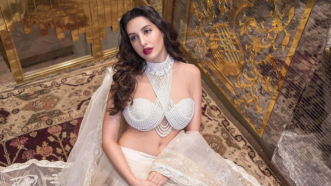 सिनेजीवन: न्यू सॉन्ग 'छोड़ देंगे' में नजर आएंगी नोरा फतेही और दिशा पटानी ने अपने ही डाइट प्लान को दिया धोखा