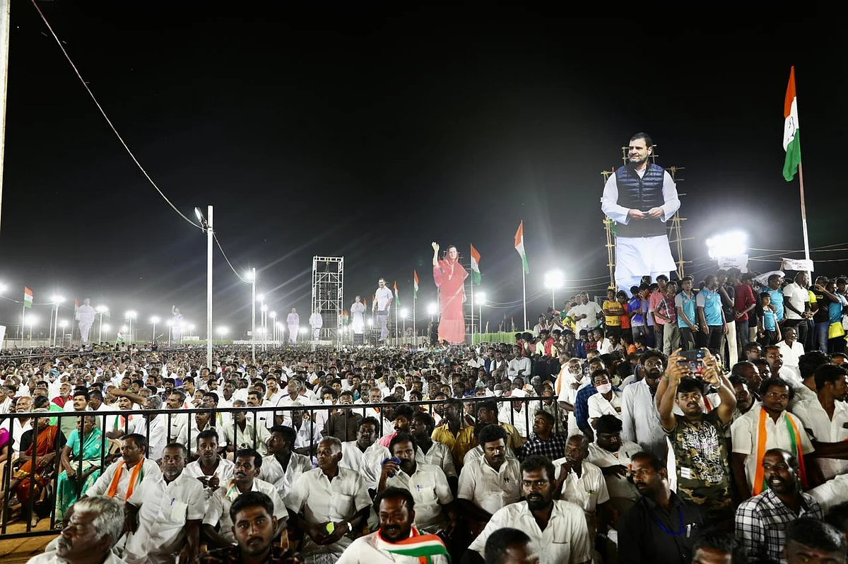 बड़ी खबर LIVE: पलानीस्वामी एक रिमोट, जिससे तमिलनाडु पर मोदी का कब्जा, पर लोग बैट्री निकाल कर फेंक देंगे- राहुल