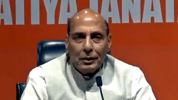 राजनाथ सिंह का बड़ा बयान, कहा- भारत कई मोर्चो पर खतरों का सामना कर रहा, लेकिन हम तैयार हैं