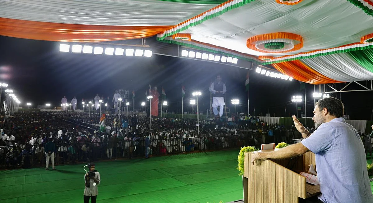 बड़ी खबर LIVE: पलानीस्वामी एक रिमोट, जिससे तमिलनाडु पर मोदी का कब्जा, पर लोग बैट्री निकाल कर फेंक देंगे- राहुल
