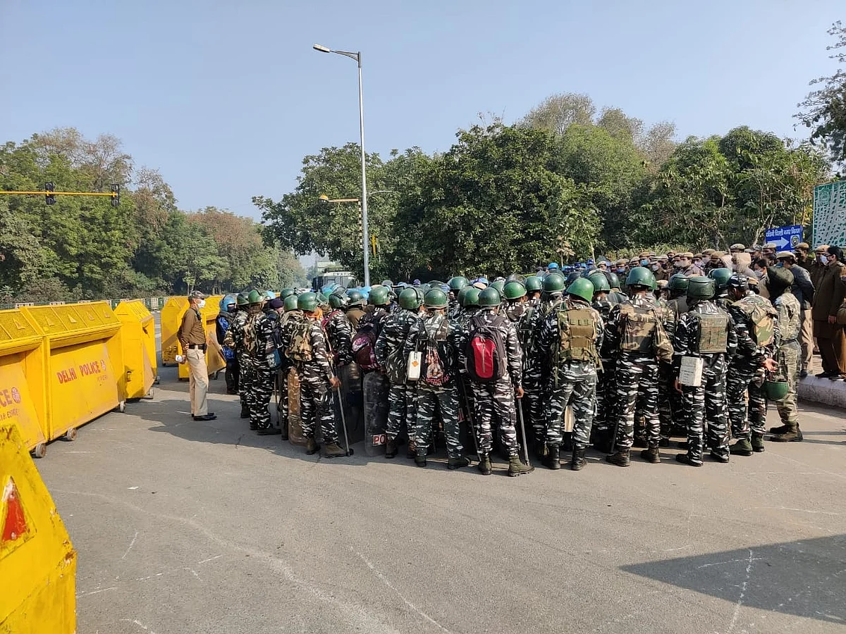 किसान चक्का जाम: 'फ्लैश मॉब' से लेकर 'हैशटैग्स', दिल्ली पुलिस हर चीज के लिए है तैयार