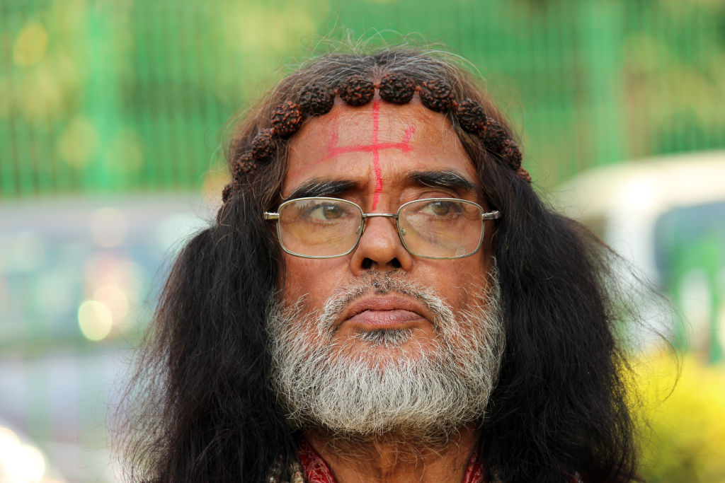 विवादों से घिरे रहने वाले और बिग बॉस के एक्स कंटेस्टेंट स्वामी ओम का निधन, पैरालाइसिस का शिकार था आधा शरीर