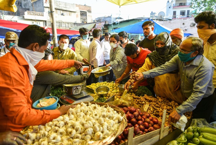 अर्थ जगत को 5 बड़ी खबरें: आम आदमी को लगा महंगाई का एक और झटका और यूट्यूब ने हटाई 30 हजार वीडियो, जानें क्यों