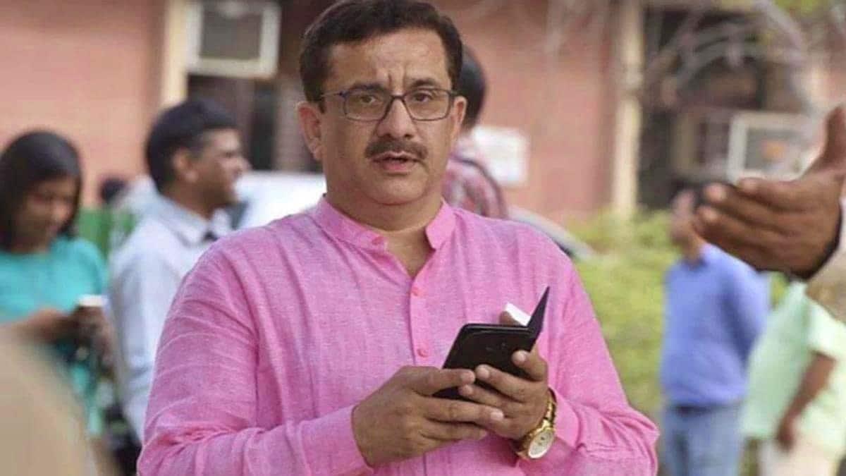 कुरान की आयतें हटाने की मांग करने वाले वसीम रिजवी पर इनाम घोषित, वकील ने कहा- सिर काटने वाले को दूंगा 11 लाख रुपये