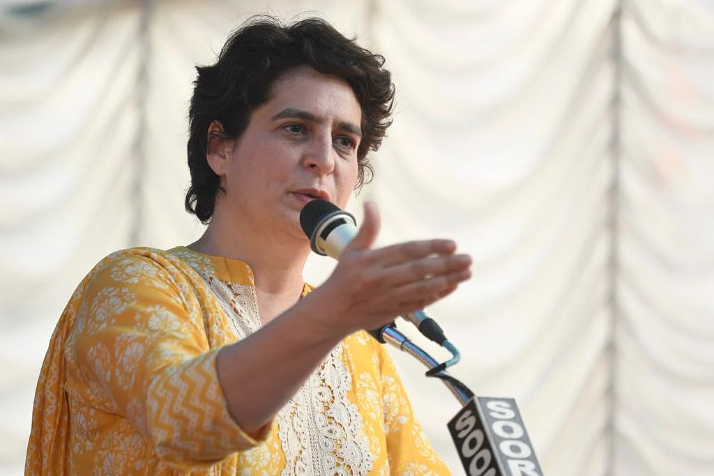 केरल में इंदिरा की यादों को वापस लेकर आईं प्रियंका गांधी, रोड शो में उमड़ी हजारों की भीड़, विजयन सरकार पर बोला हमला