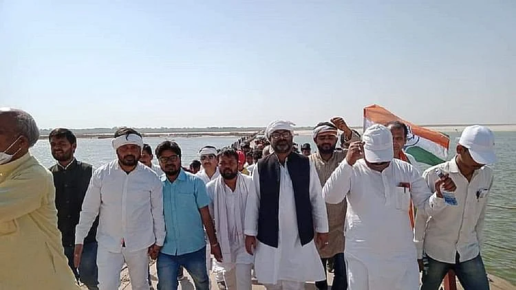 यूपी में कांग्रेस की नदी अधिकार यात्रा जारी, 200 से ज्यादा सभाएं कर निषाद समुदाय को उनका हक दिलाने का अभियान