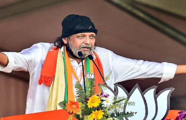 BJP में दागियों की एंट्री के सवाल पर इंटरव्यू छोड़ भागे मिथुन, कहा- सॉरी सर…देखें वीडियो