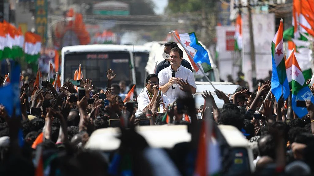 राहुल गांधी का पीएम मोदी और RSS पर निशाना, कहा- कई भाषाओं, संस्कृतियों और इतिहास का देश है भारत