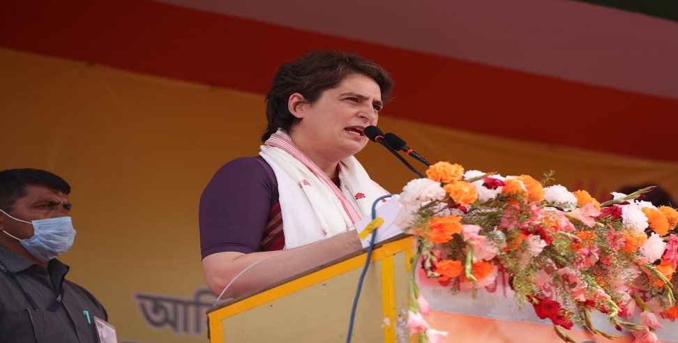 असम में केंद्र पर बरसीं प्रियंका गांधी, पूछा- क्या चाय बागान गए हैं पीएम, वो क्या जानें दिहाड़ी मजदूरों का दर्द