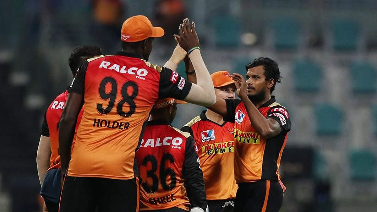 IPL 2021: आज हैराबाद और पंजाब के बीच जंग, खिताबी दौड़ में बने रहने की जद्दोजहद