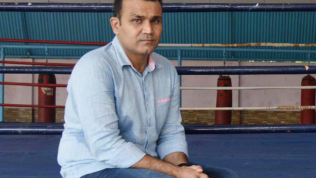 पाकिस्तान के खिलाफ एक मैच में धोनी पर बुरी तरह भड़क गए थे द्रविड़, वीरेंद्र सहवाग ने सुनाया पूरा किस्सा