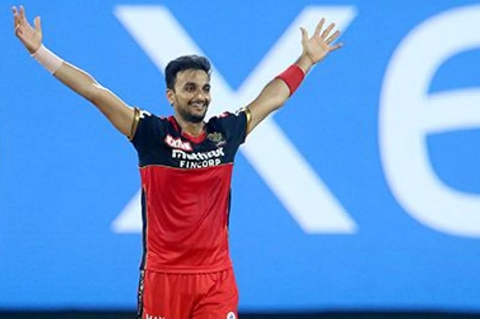 IPL 14: हर्षल के पास पर्पल कैप बरकरार, सर्वाधिक विकेट लेने वाले गेंदबाजों की सूची में टॉप पर