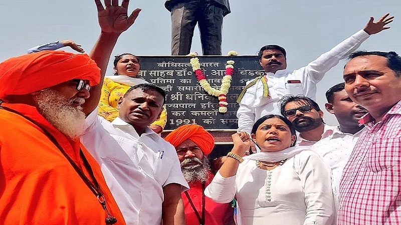 हरियाणा के एकमात्र दलित मठ पर कब्जे की कोशिश में बीजेपी सांसद, उदित राज ने खट्टर सरकार पर लगाया मदद का आरोप