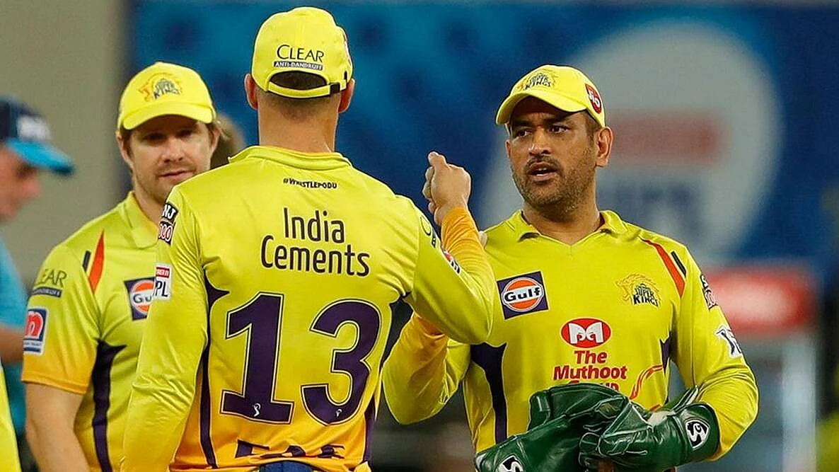 IPL 2021: पहले ही मैच में धोनी को लगा दोहरा झटका, मैच भी हारे और...