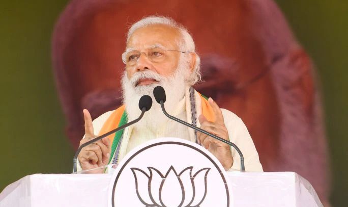 विष्णु नागर का व्यंग्यः आपदा भी मैं, अवसर भी मैं, कोराना संकट में पीएम मोदी का नया राग !