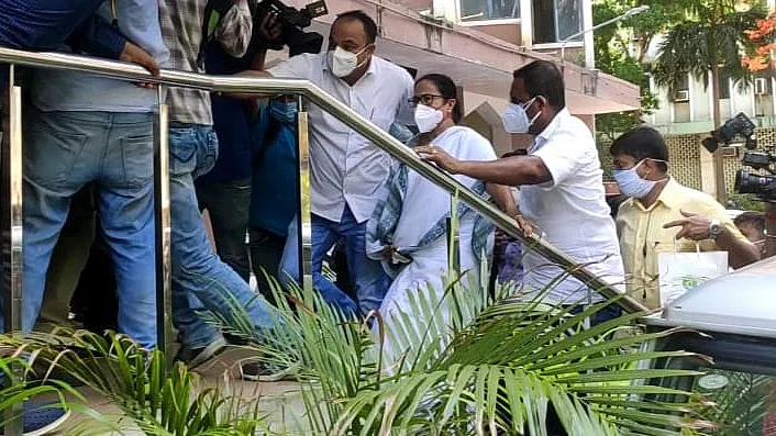 टीएमसी नेताओं की गिरफ्तारी पर सीबीआई को झटका, 7 घंटे में कोर्ट से सभी को मिली जमानत