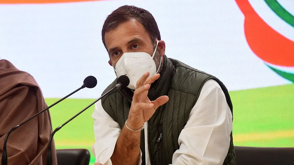 राहुल गांधी ने पीएम मोदी को लिखी चिट्ठी, कोविड और वैक्सीनेशन योजना की आलोचना, कहा- देश बेहद खतरनाक हालत में