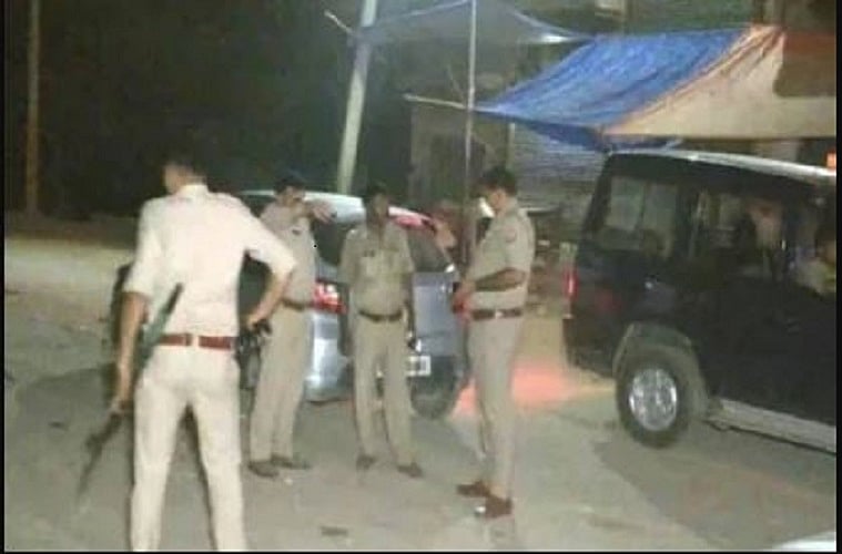 बिहार पुलिस पर फिर भारी पड़े शराब तस्कर, छापेमारी के दौरान हमले में डीएसपी  समेत 7 घायल