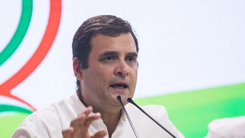 कोरोना पर श्वेत पत्र जारी करते हुए राहुल गांधी ने मोदी सरकार को किया अलर्ट, कहा- तीसरी लहर आना तय, सरकार करे तैयारी