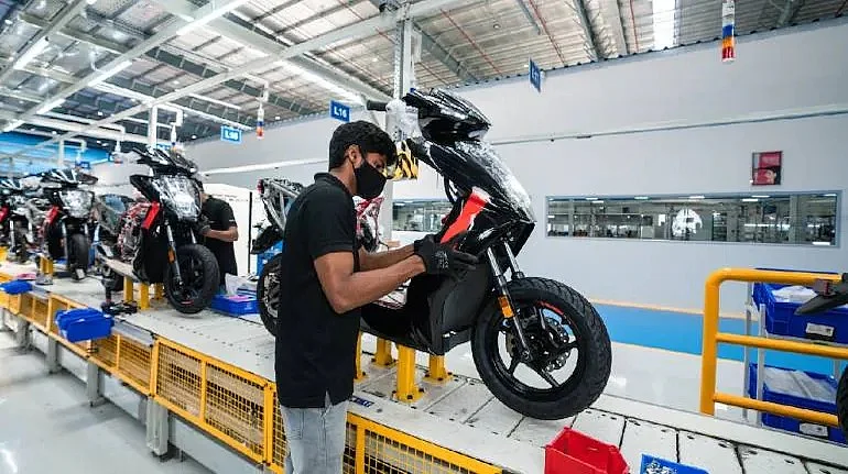 अर्थ जगत की 5 बड़ी खबरें: टैक्स फ्री हुई ब्लैक फंगस की दवा और इलेक्ट्रिक दोपहिया वाहनों को लेकर सरकार का बड़ा फैसला!