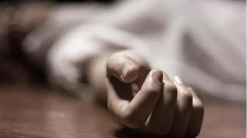 बरेलीः पिता के शव के साथ 3 दिन तक भूखे रहे मासूम, मौके पर पहुंची पुलिस के भी उड़े होश!