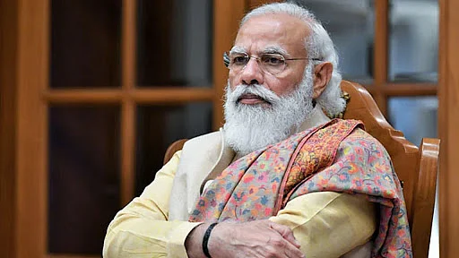 बिहार: RJD अपनी 'लालटेन' से NDA में आग भड़काने की जुगाड में, सरकार को अंदरखाने में बढ़ी सियासत से भी टेंशन!